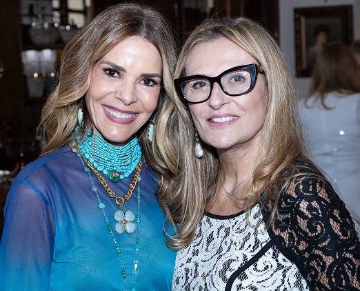 Manoela Ferrari e Teka Simões