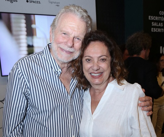 Jonas Bloch e Eliane Giardini