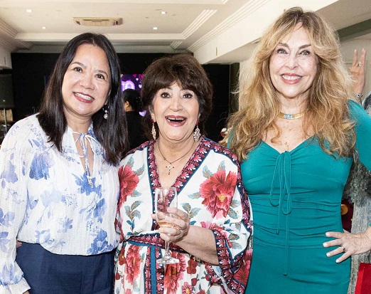 Micheline Thomé entre Marcia Wu e Eliana Ovalle