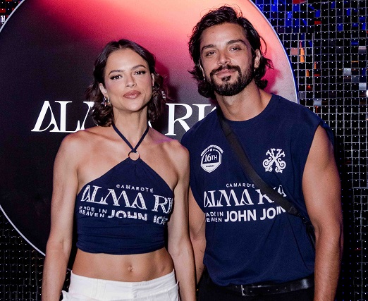 Agatha Moreira e Rodrigo Simas